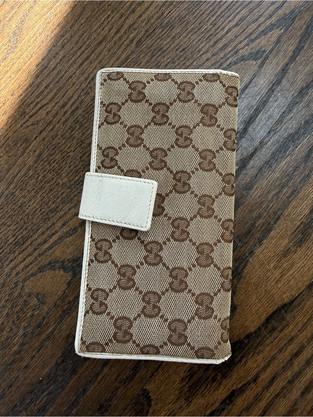 Authentic Gucci vintage Brown Monogram Wallet with Cream Trim